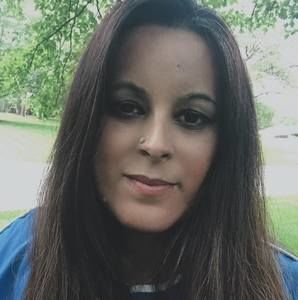 Meet your Posher, Hadia